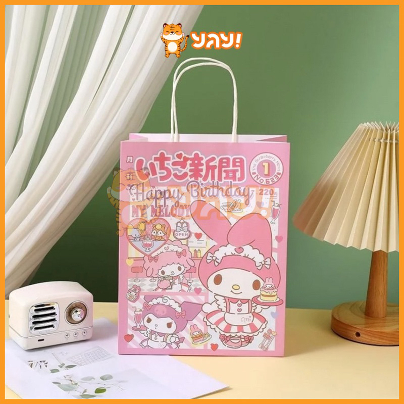 

YAY! Paperbag Sanrio / Tas Ulang Tahun Sanrio 15*8*21 CM