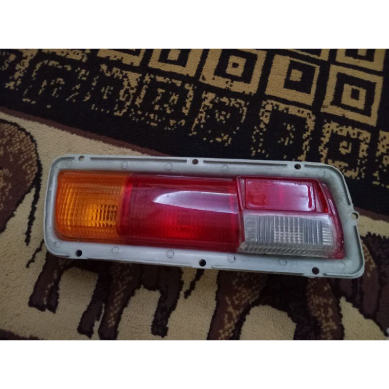 stoplamp lampu belakang toyota corolla ke 30 1975 1976 original