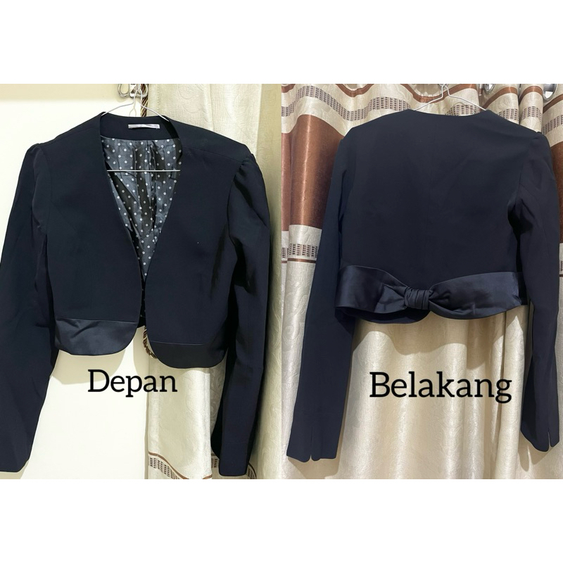 [PRELOVED] Parka wanita /  Blezzer Wanita/ Semi Formal / Parka dengan topi / Jaket Parka lengan panj