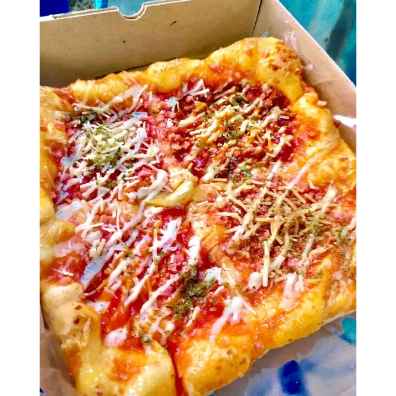 

Pizza Viral Dringu Probolinggo