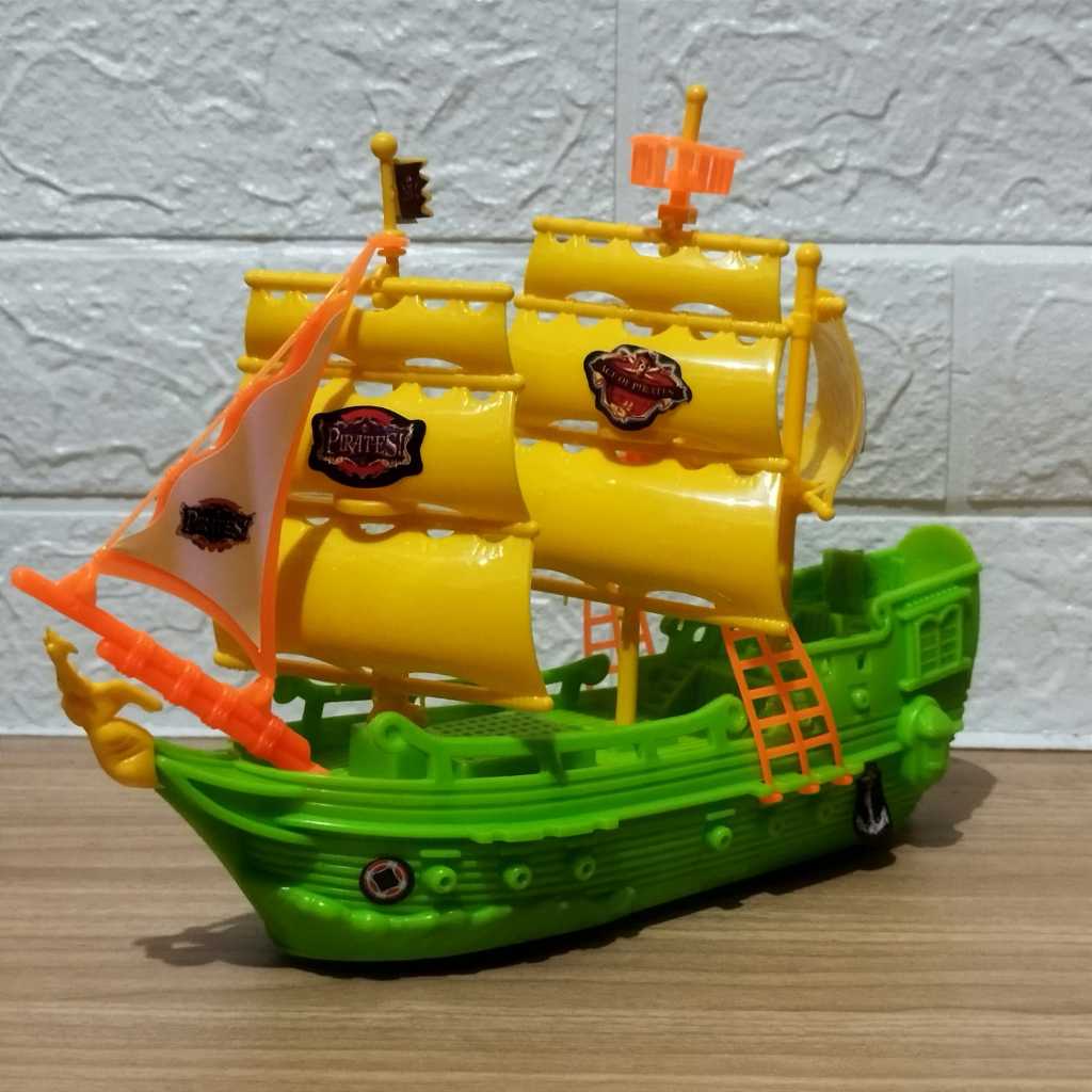 Mainan Perahu Layar Tarik Dorong Anak - Kapal Bajak Laut Kapal Pirates Of Caribbean Anak Laki Edukas