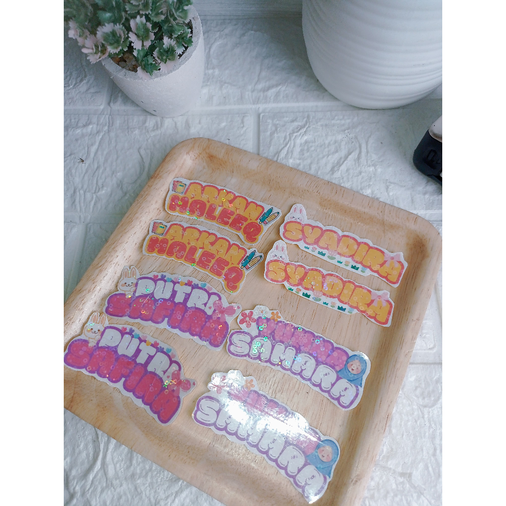 

beadssparkle.store |Stiker | Stiker Nama Custom Karakter (Rp 5000 3PC)