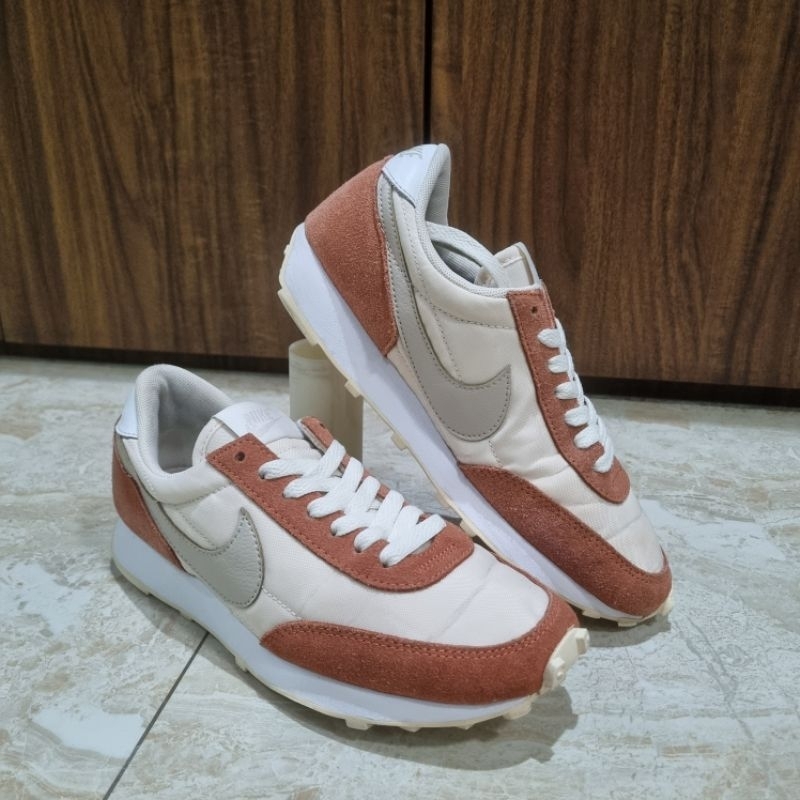 sepatu second nike daybreak size 36