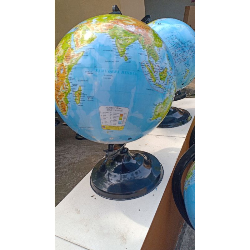 

globe dia meter 30 cm