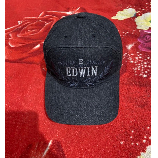 TOPI EDWIN SECOND