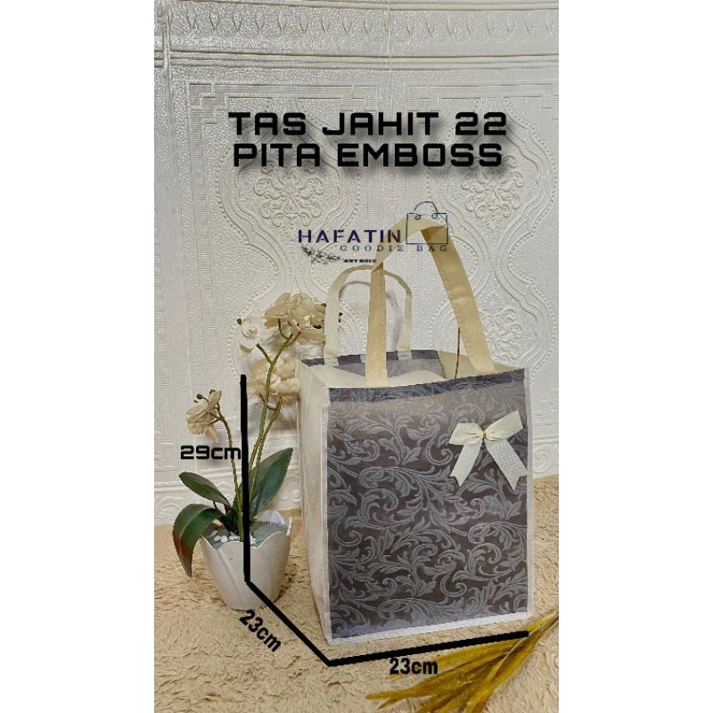 

Tas Hajatan Pita Emboss (perlusin isi 12pcs)