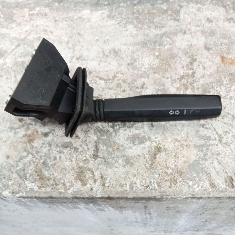 Saklar Lampu Volvo 740