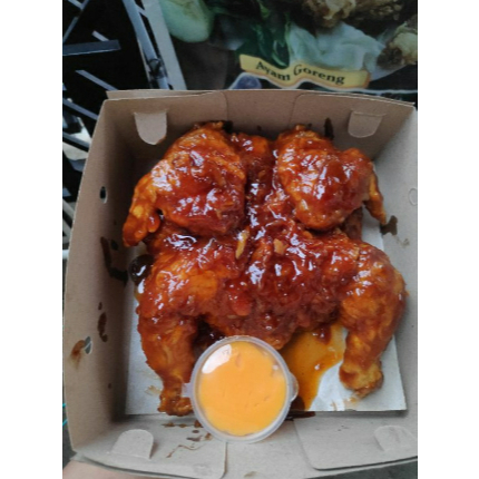 

AYAM utuh full sambal / saos & ayam bakar