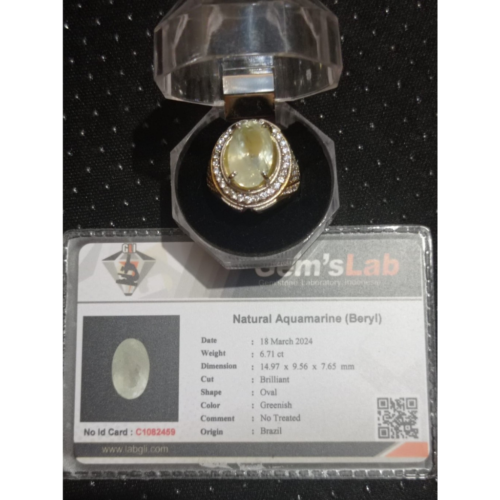 Batu Permata Aquamarine