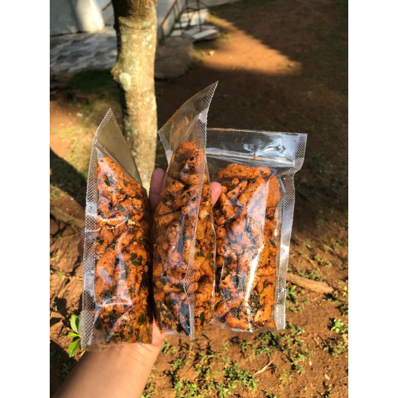 

Basreng pedas daun jeruk 3pcs (80g)