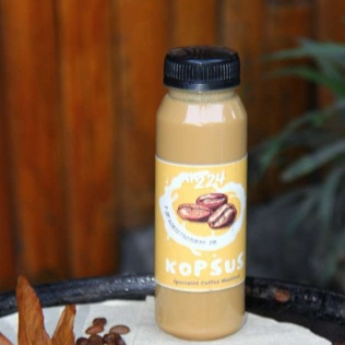 

Es kopi susu botol 500ml signature aren vanilla karamel leci hazelnut konsentrat Espresso robusta