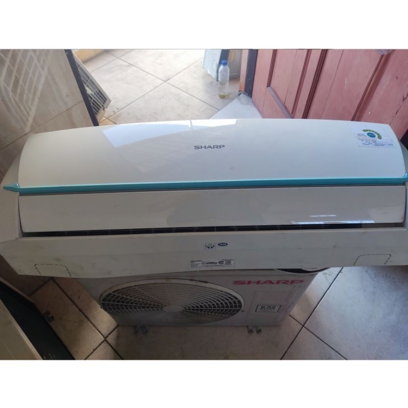 AC second Sharp 1/2pk R32