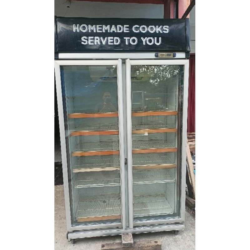SECOND/BEKAS SHOWCASE 2 PINTU MERK GEA/DISPLAY COOLER