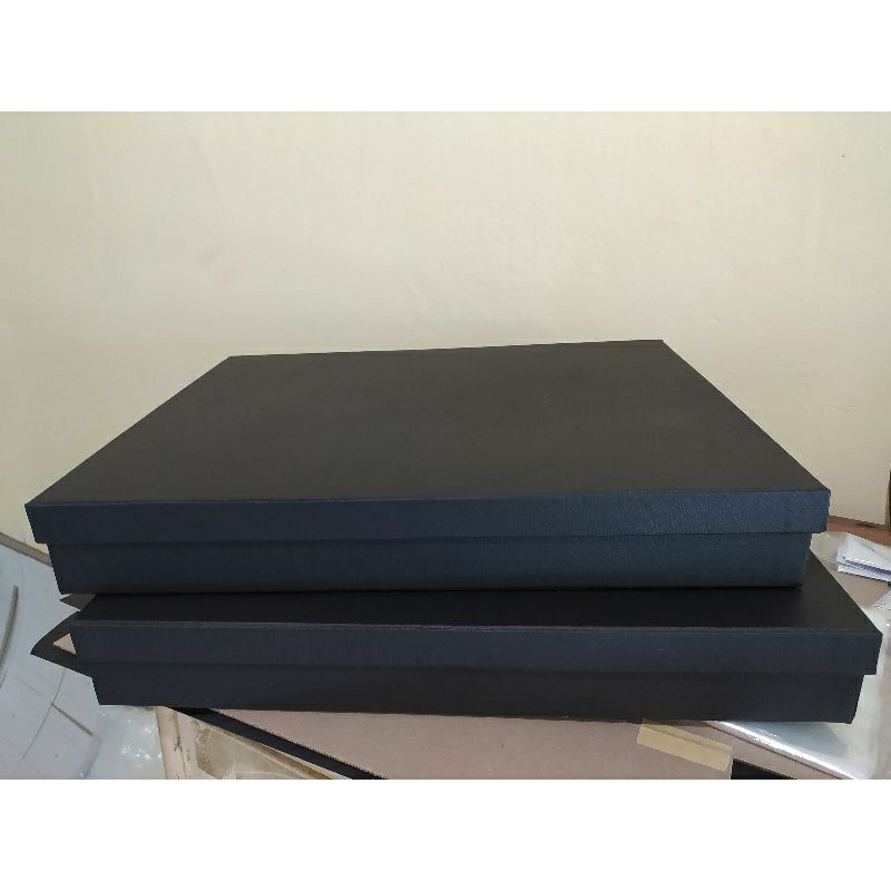 

box arsitek / hardbox custom size untuk kertas gambar A3 packing design arsitek non logo (polos hitam luar dalam box)