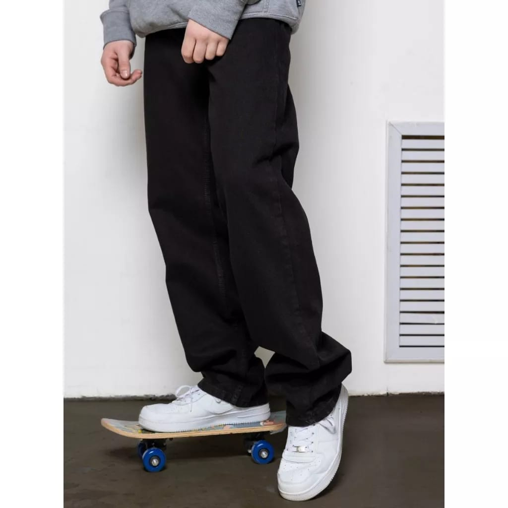 Celana Denim Oversize Straight Jeans Loose Pants Pria Gombrong Korean Look