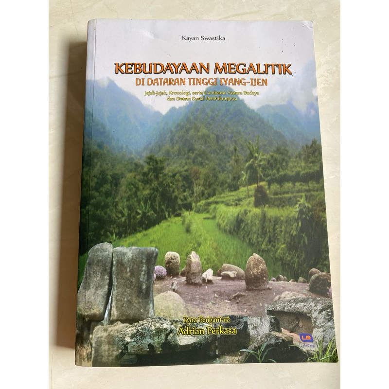 

Kebudayaan Megalitik di Dataran Tinggi Iyang-Ijen