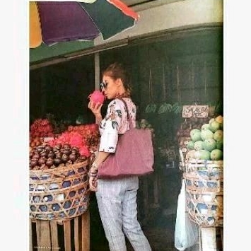 

Diet Cookbook Yulia-Baltchsun-Revisi