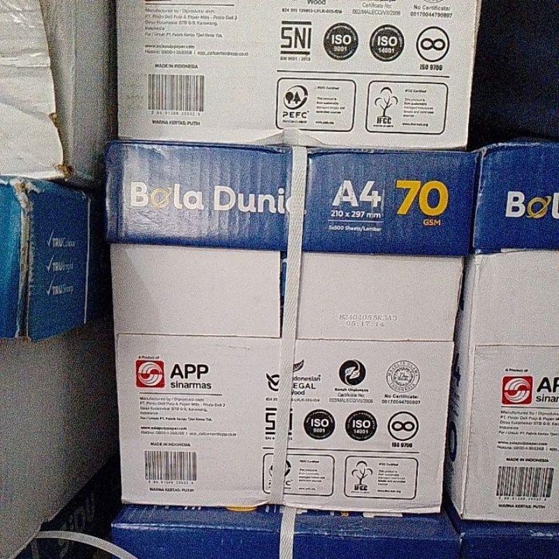 

kertas HVS A4 70 gr BOLA DUNIA 1 dus (5 rim)