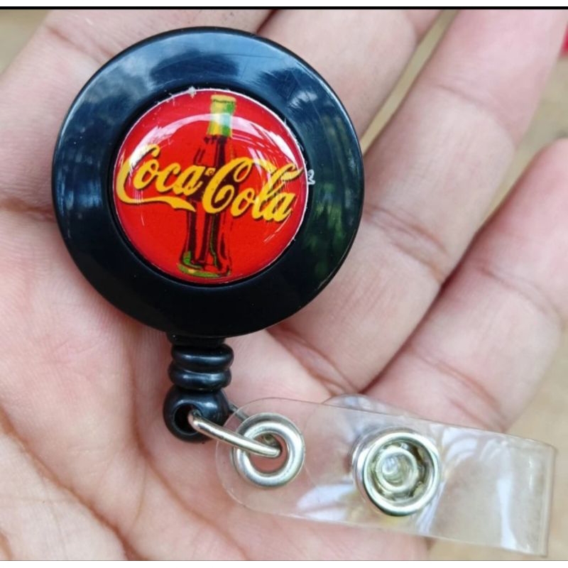 

pin id card cantolan gantungan kartu nama Coca-Cola Original lama Nos