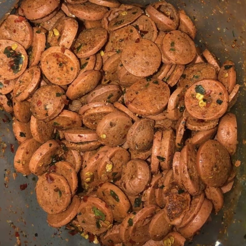 

Kripik sosis goreng 1 kilo renyah pedas daun jeruk