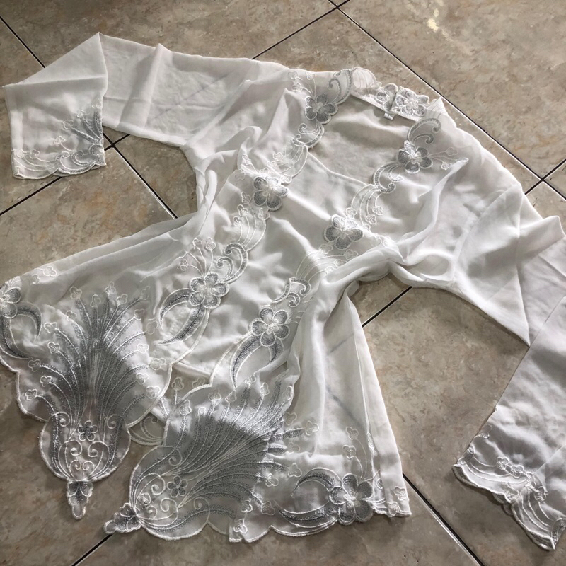 kain kebaya bordir | atasan kebaya bordir | baju adat bali bordir