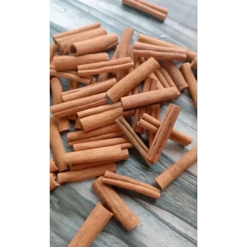 

CINNAMON STICK/KAYU MANIS BATANGAN GRADE A KUALITAS SUPER CUTTING 8 CM