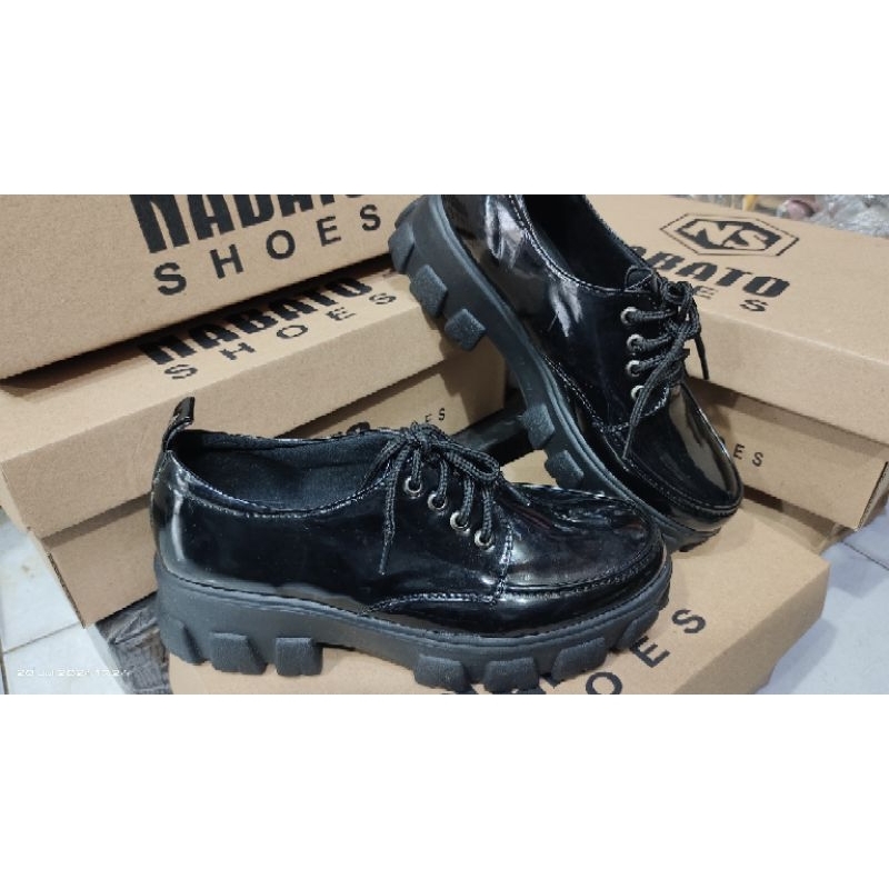 Sepatu Boot Martin Dogmart Cewe /cbdytgrosir