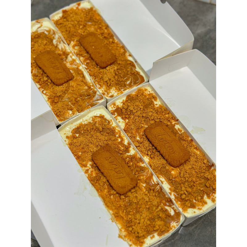 

cheesecuit lotus dan caramel popcorn (kasih note varian rasanya)