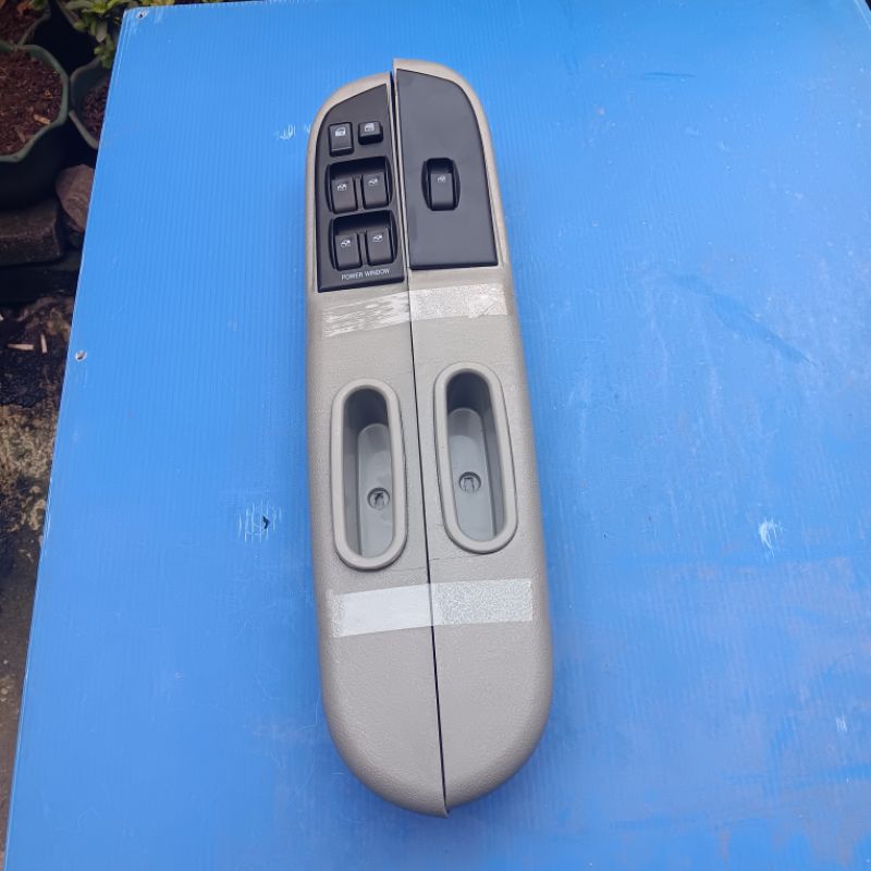 Armres dudukan power window + saklar power window kijang 97 kapsul harga 1 set