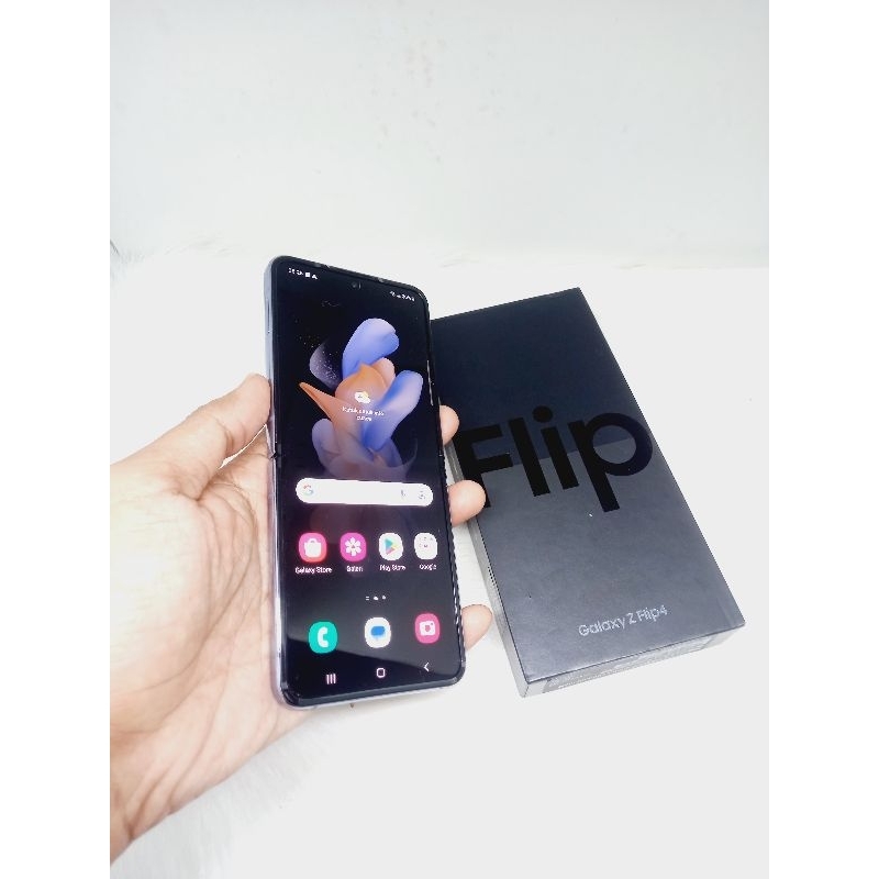 Samsung z flip 4 128GB 5g lte second original Bekas garansi resmi sein indonesia