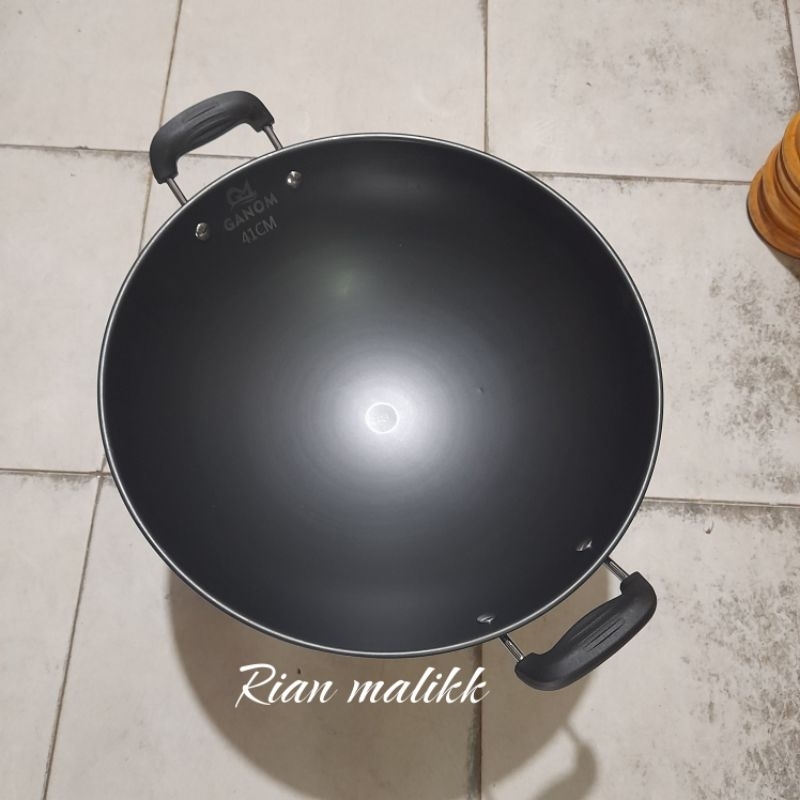 wajan besi hitam doff anti lengket