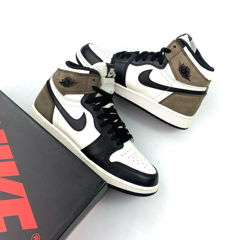 Air Jordan 1 High Dark Mocha 100% Authentic