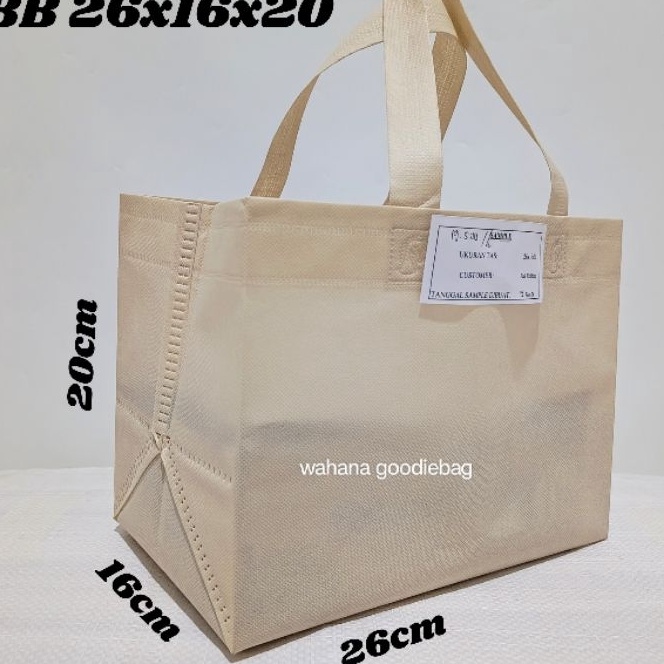 

FG2 LUSINANTas Spundbond box 26x16x2 Goodiebag kotak Hajatan