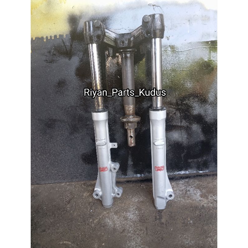 shok depan shock depan set t suzuki smash titan original