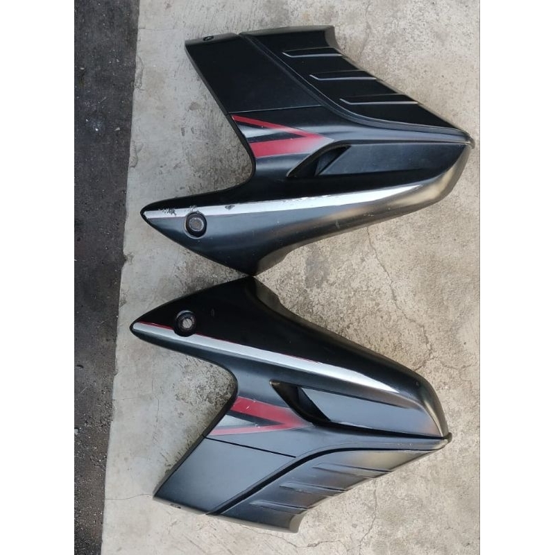 Sayap Kupingan Tangki Tiger Revo 2013 original copotan