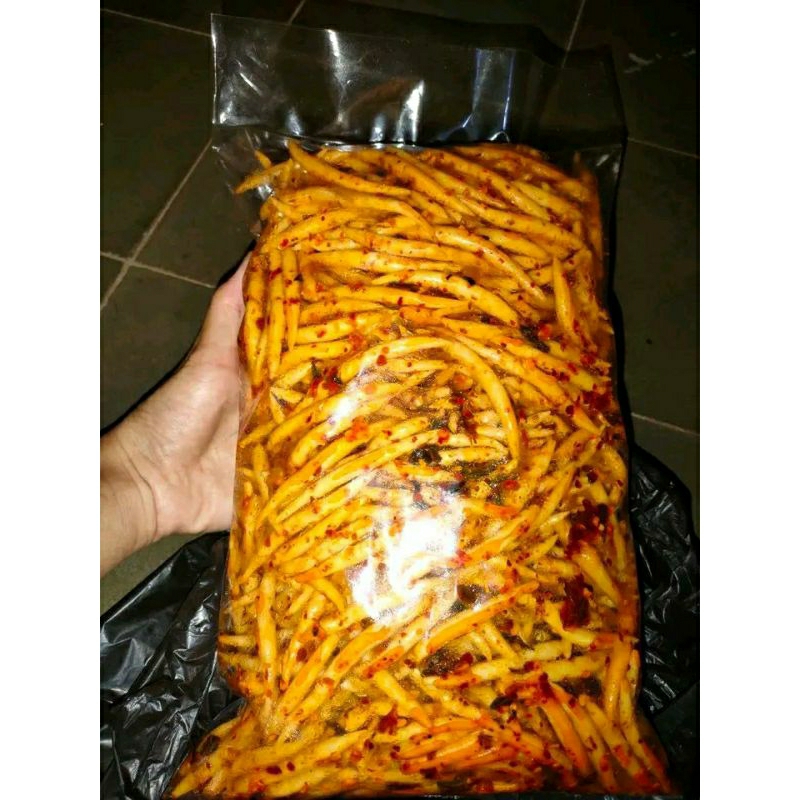 

Tiktuk Pedas Daun Jeruk 1kg / Citruk Pedas 1kg / Cemilan Kiloan