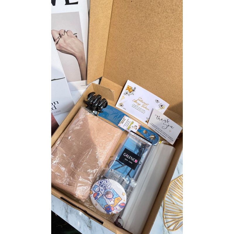 

hampers wanita by _buketgift