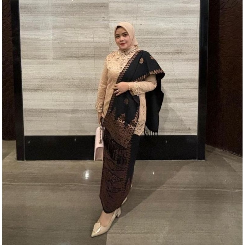 Songket silungkang warna hitam motif tembaga songket padang