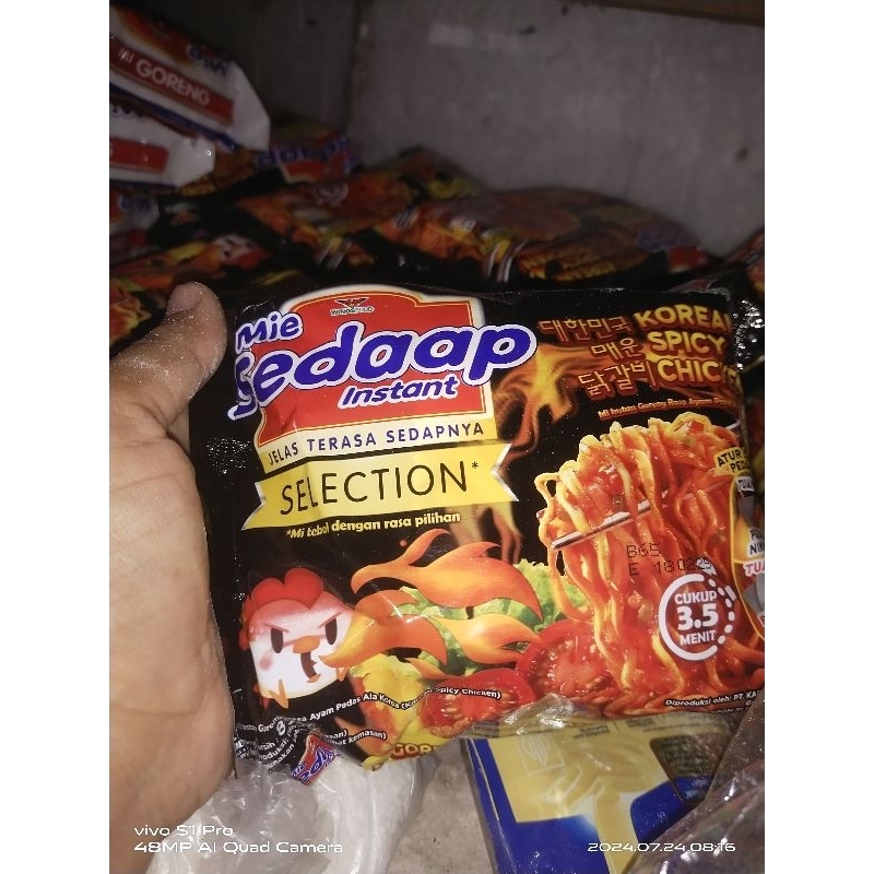 

mie sedap goreng