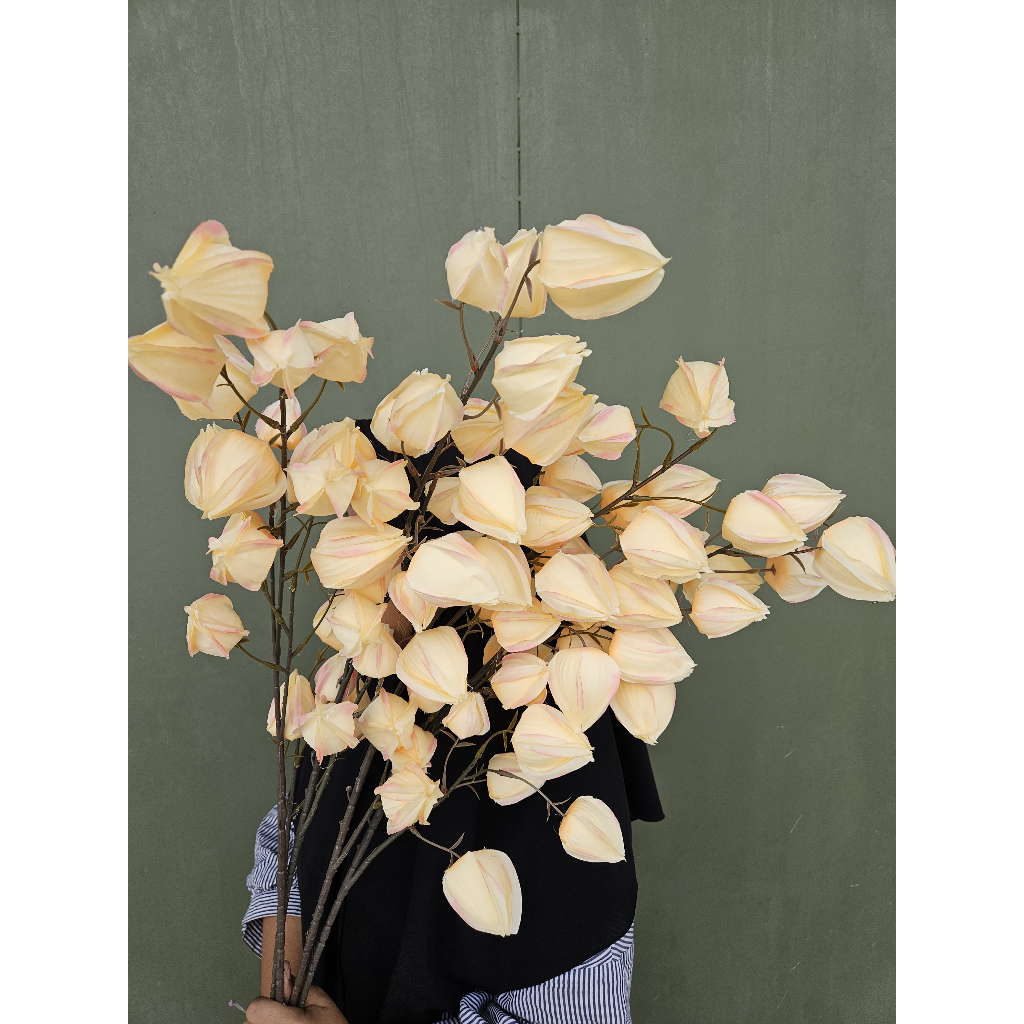 21 Kuntum Bunga Artificial Tangkai Ceplukan Untuk Dekorasi Rumah