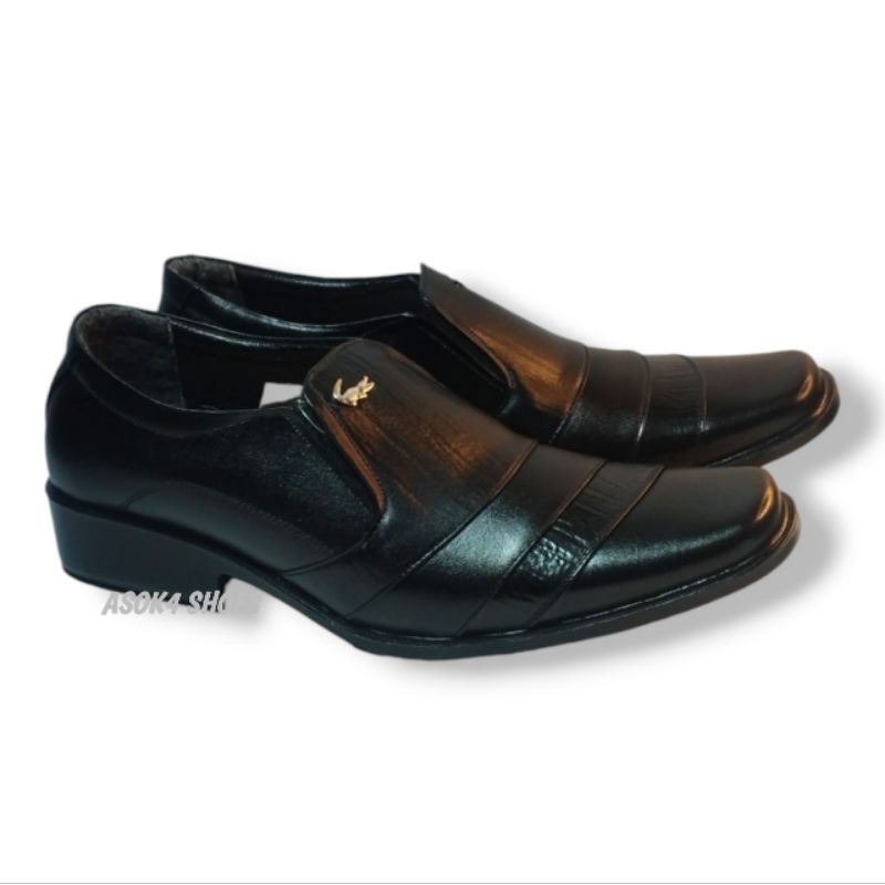 Sepatu pantofel kulit sapi asli