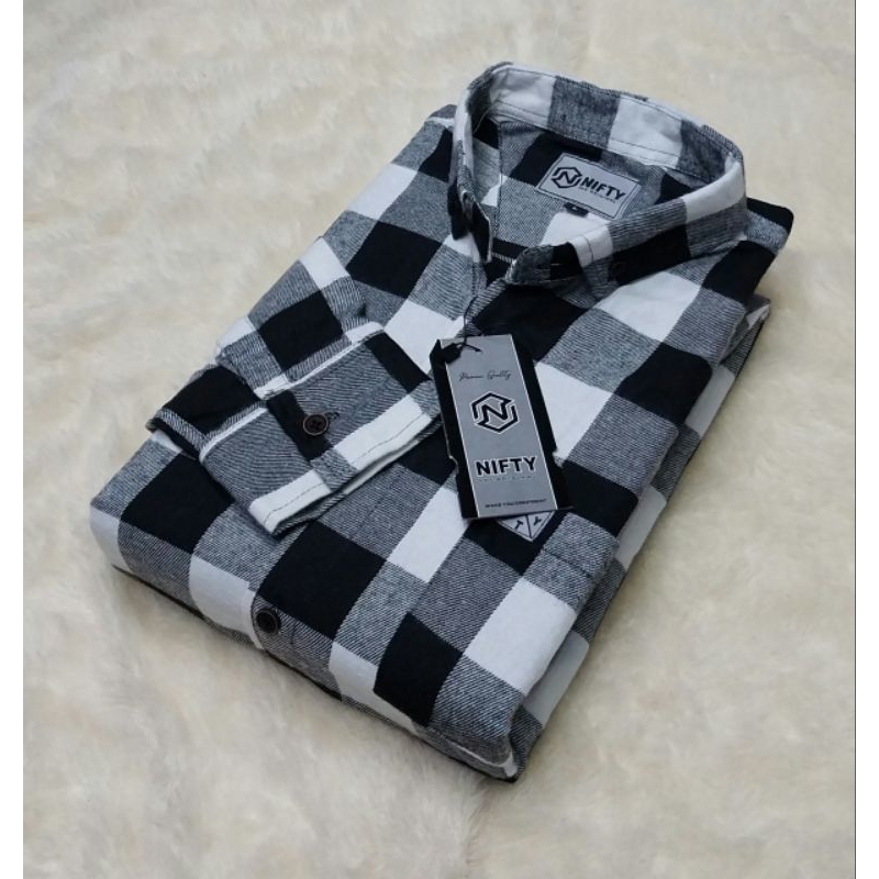 kemeja flanel kotak catur hitam putih lengan panjang