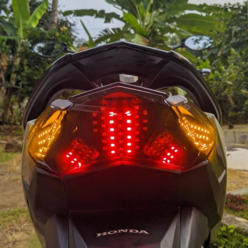 Stoplamp running Vario 125/150 LED old fullset+sein LED custom