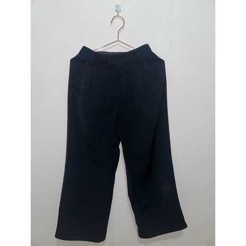 preloved second celana kulot hitam GU