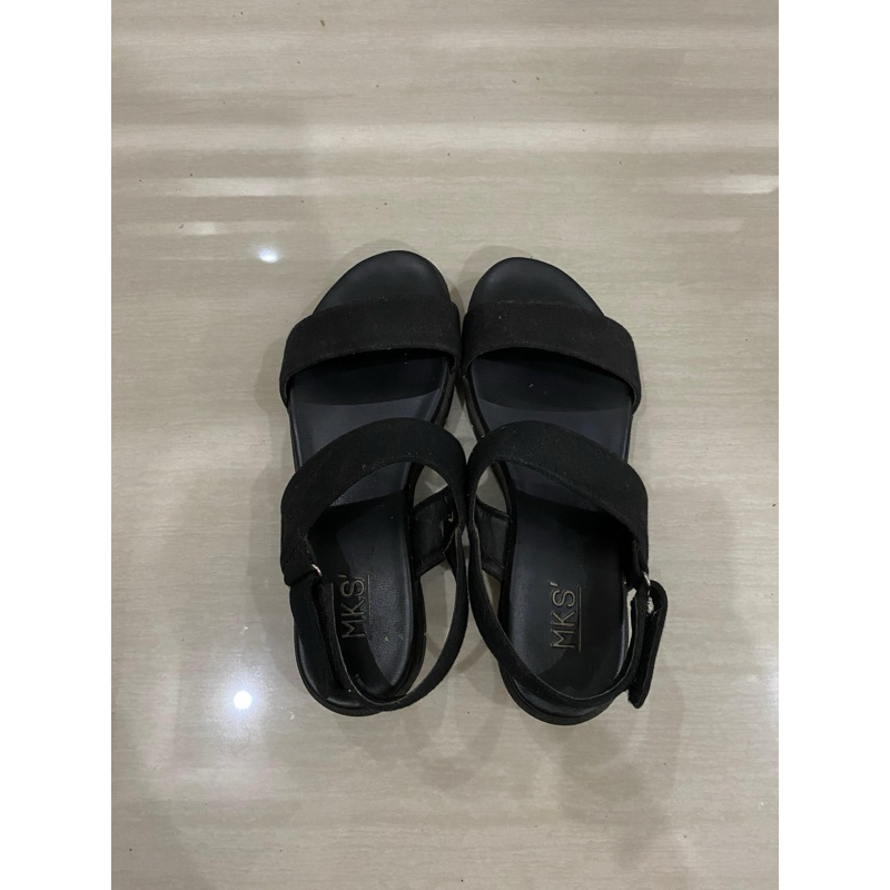 preloved sandal mks.shoes