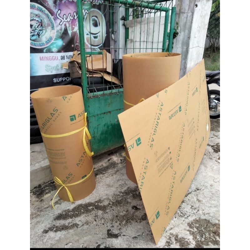 akrilik bening 3mm size 100x100cm