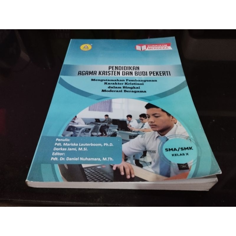 Buku bekas agama kristen kelas 10