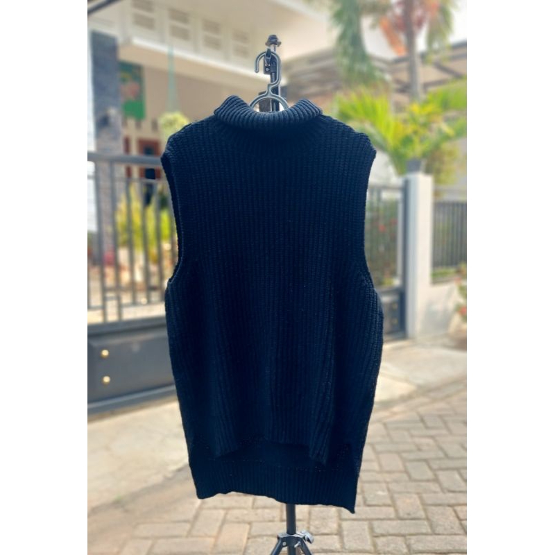 Vest Preloved Hitam