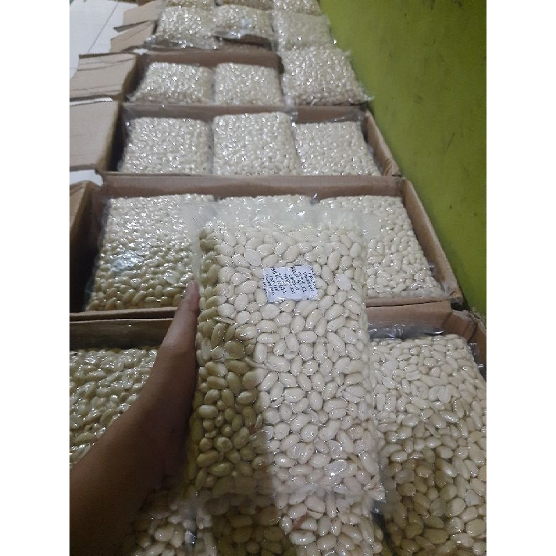 

kacang kupas import uk 25/29 (1kg)