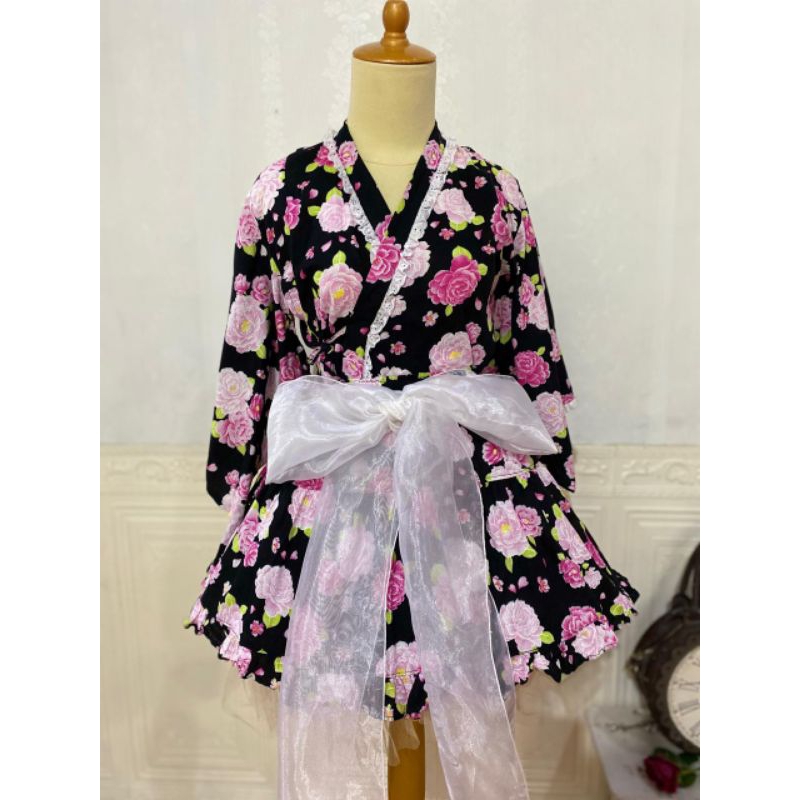 kimono / waloli / yukata